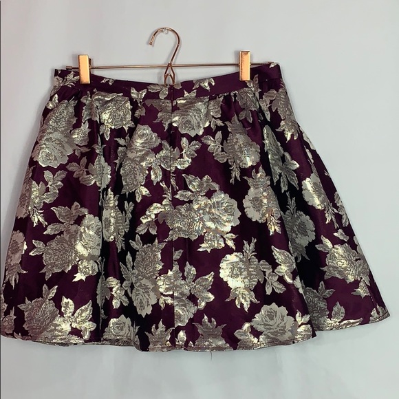 As U Wish burgundy w/ metallic roses lined skirt - Picture 3 of 8
